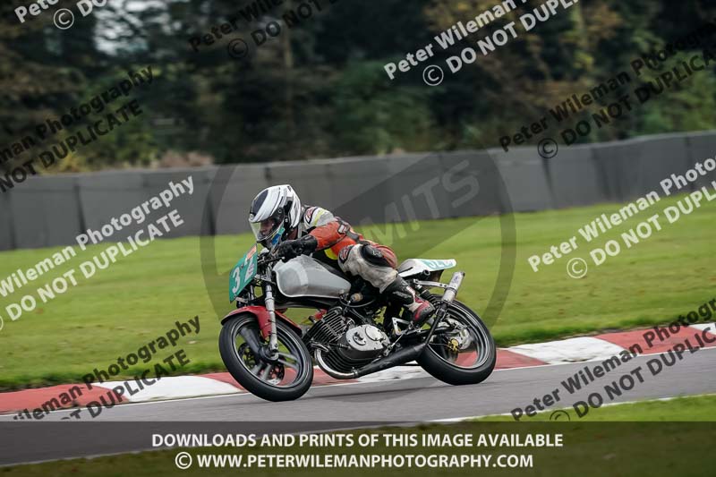 anglesey;brands hatch;cadwell park;croft;donington park;enduro digital images;event digital images;eventdigitalimages;mallory;no limits;oulton park;peter wileman photography;racing digital images;silverstone;snetterton;trackday digital images;trackday photos;vmcc banbury run;welsh 2 day enduro